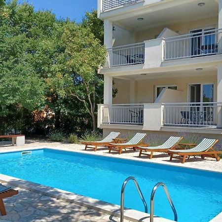 Apartmani Ivica Krk Town Zewnętrze zdjęcie