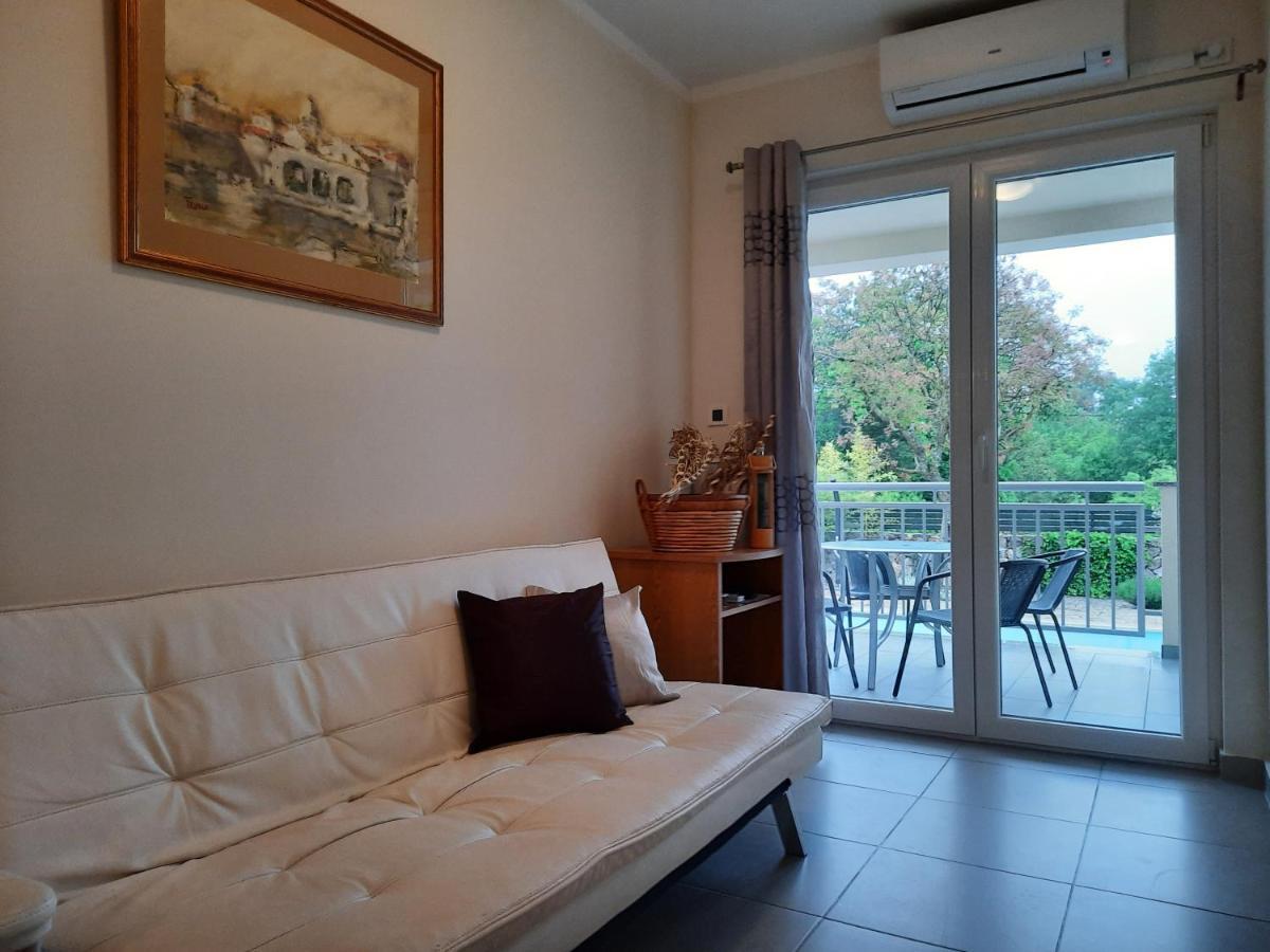 Apartmani Ivica Krk Town Zewnętrze zdjęcie