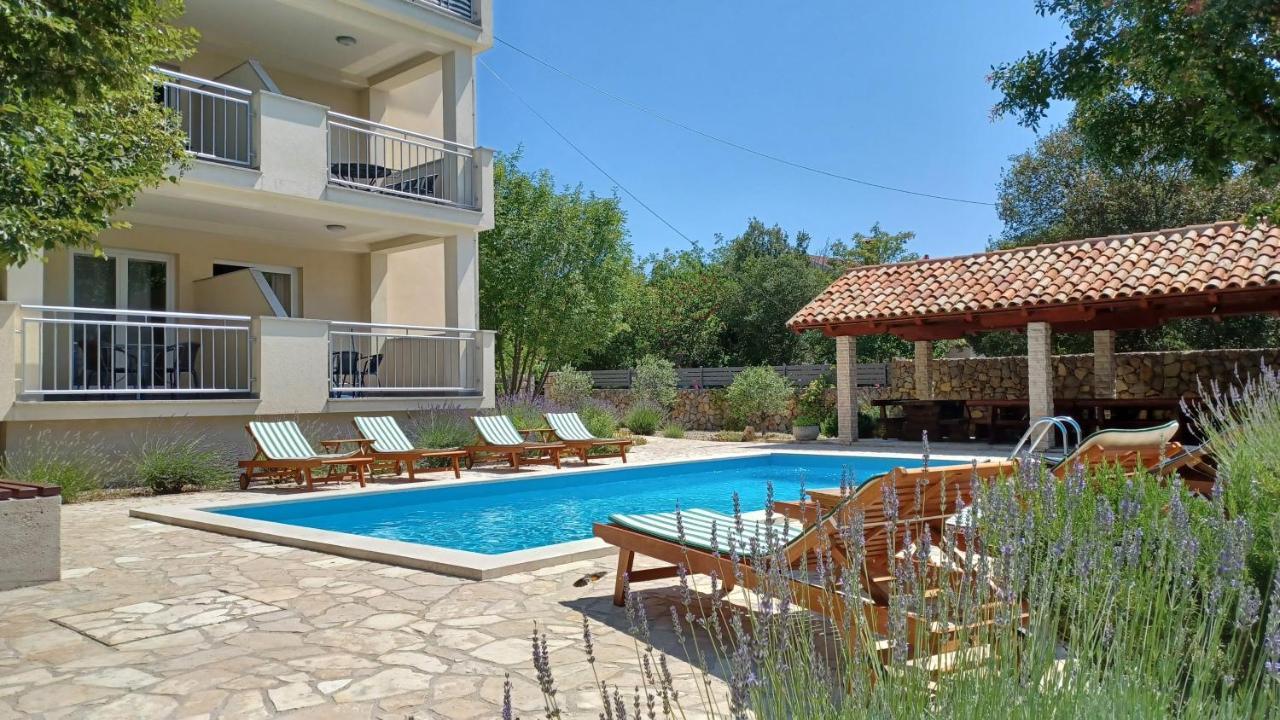Apartmani Ivica Krk Town Zewnętrze zdjęcie