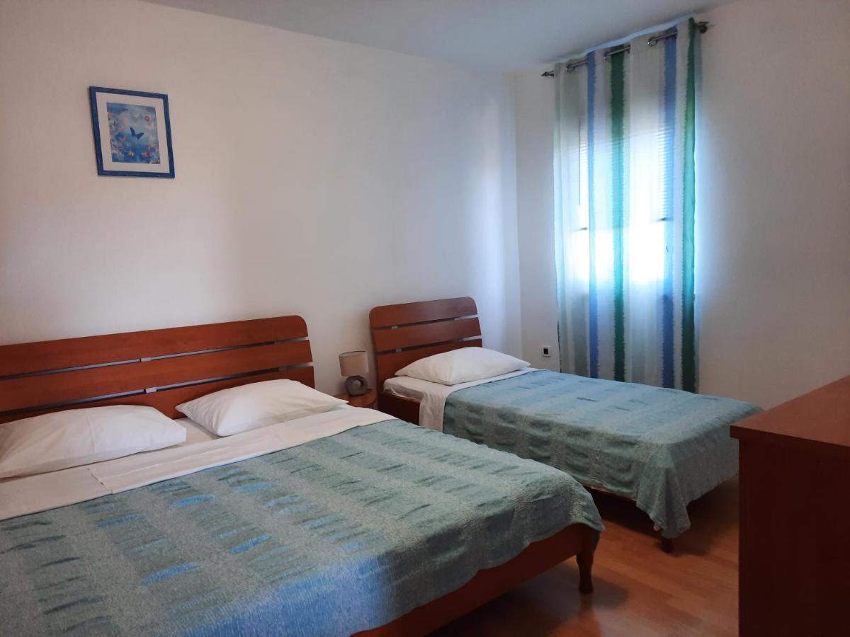 Apartmani Ivica Krk Town Zewnętrze zdjęcie