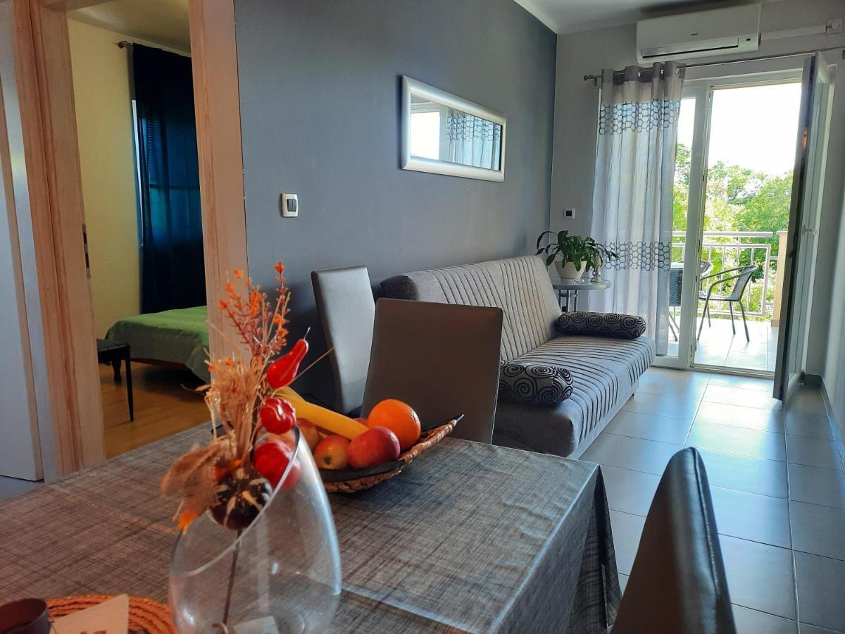 Apartmani Ivica Krk Town Zewnętrze zdjęcie