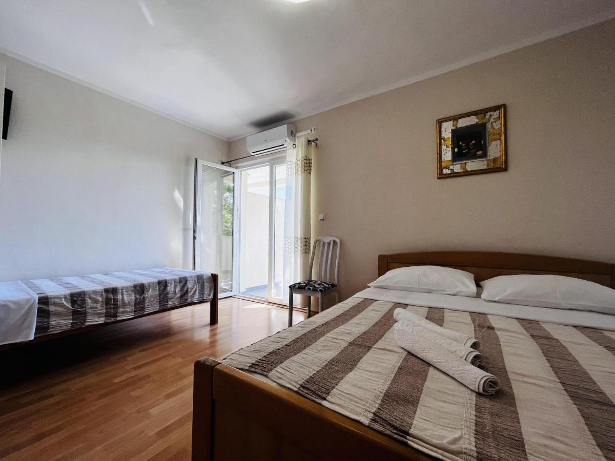 Apartmani Ivica Krk Town Zewnętrze zdjęcie